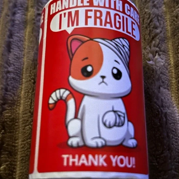 Fragile Stickers - Roll of 150 - Picture 3 of 5